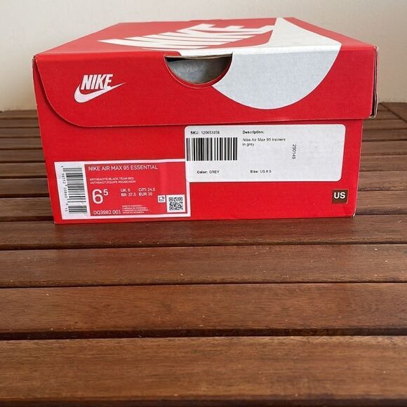 Nike Air Max 95 Essential Anthracite Team Red Men6.5/Women 8(DQ3982-001)MSRP$175 - Picture 14 of 15